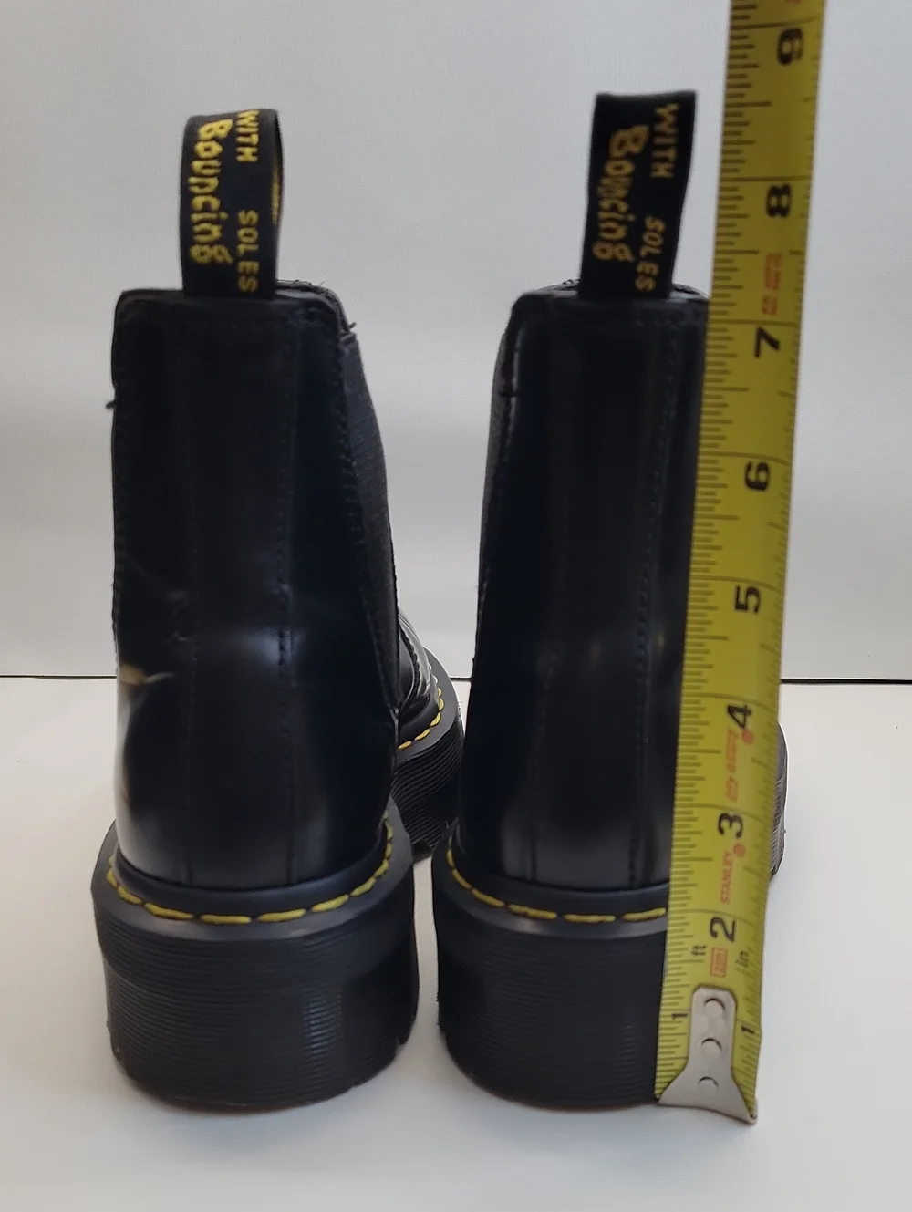 Dr. Martens 2976 Quad Smooth Leather Platform Chelsea Boots Unisex US L 7 M 6
